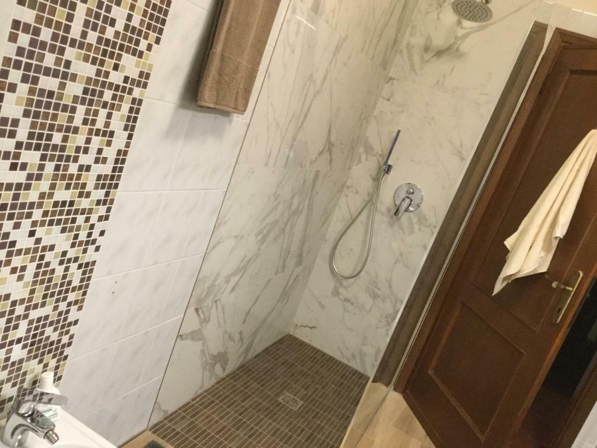Sabry Apartment Сан-Джулиано-Терме Экстерьер фото